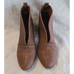 Weeboo Ankle Booties Shoes‎ Chunky Stacked Heels Brown Womens Size 9 Fall Autumn